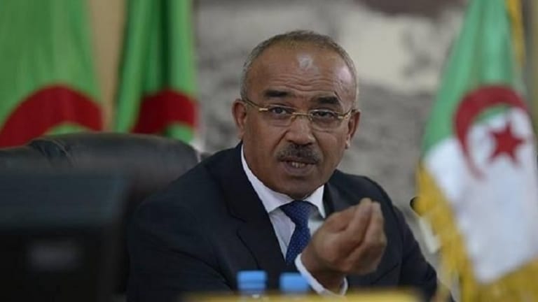 صورة المواطنون يحاصرون حكومة بدوي بالرفض ميدانيا