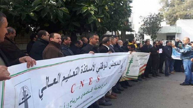 صورة المحاكم الاستعجالية لا يمكنها الفصل في دعاوى شرعية الإضرابات