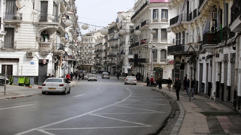 صورة تمديد اجراءات الحجرالجزئي لمدة 15 يوما على 31 ولاية