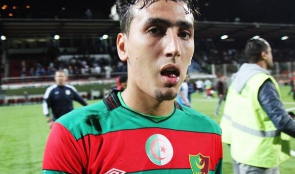 صورة مولودية الجزائر يفسخ غقد اللاعب المؤذن بالتراضي