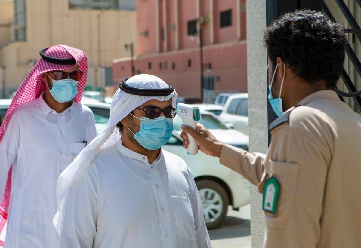 صورة السعودية : تعويض 500 ألف ريال لعائلات ضحايا فيروس كورونا في القطاع الصحي