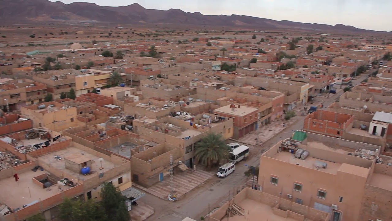 صورة سكان بشار يطالبون بتقسيم بشار الجديد الى 03 بلديات لضمان التكفل ب80 الف نسمة