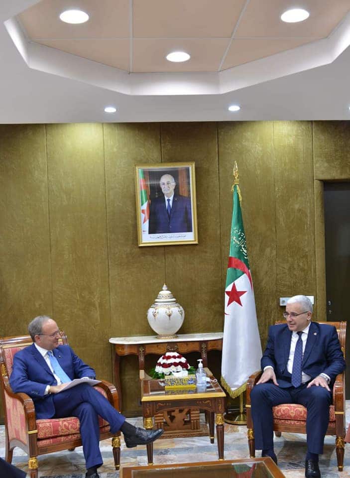 صورة تعزيز دور الديبلوماسية البرلمانية محور لقاء بوغالي وسفير إيطاليا لدى الجزائر