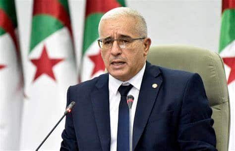 صورة بوغالي في  زيارتين رسميتين الى كل من سلوفينيا والمجر