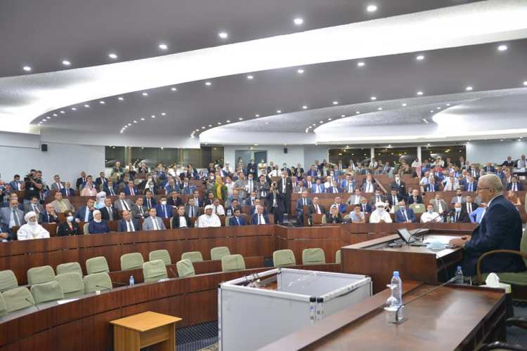 صورة المصادقة على مشروع القانون المحدد لإجراءات الإخطار والإحالة أمام المحكمة الدستورية