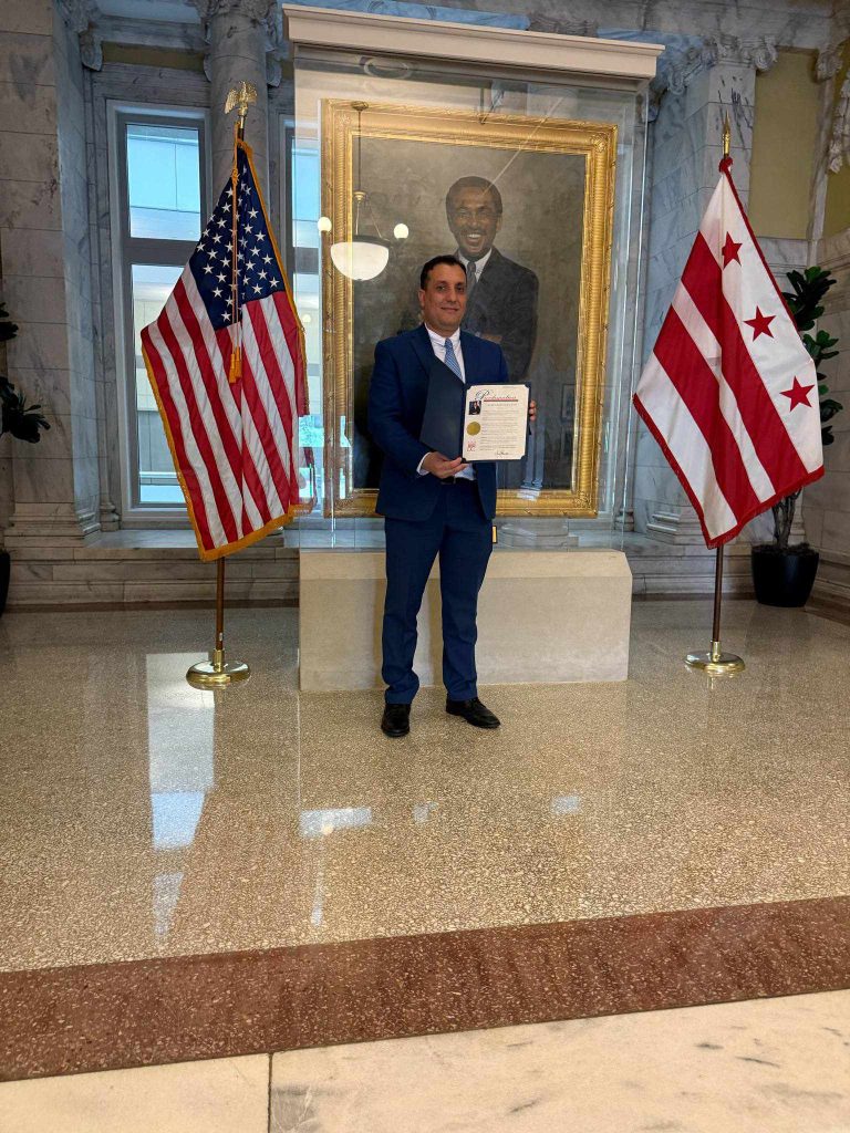 واشنطن تعترف رسميًا بيوم استقلال الجزائر