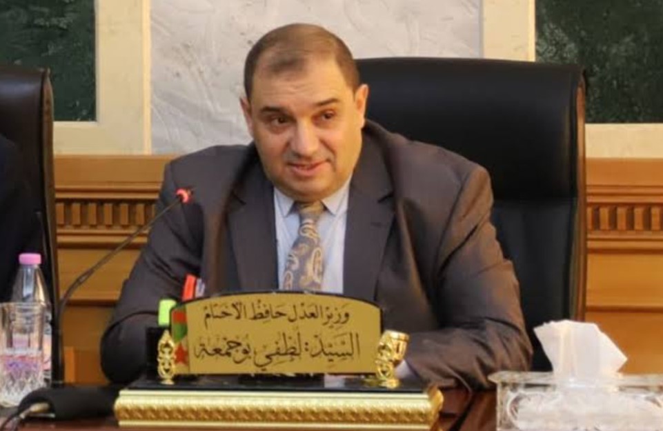 “تحذير رسمي من وزير العدل : لا تسامح مع أغاني تمجيد المخدرات والجريمة!”