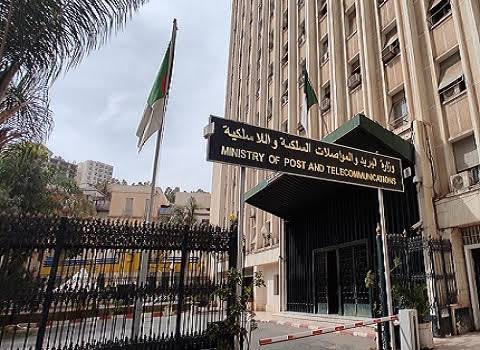 بين الإهمال والمؤامرة!