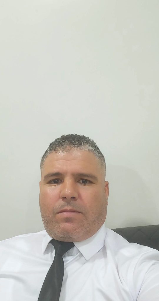 الباحث في التاريخ ،مولود قرين لـ “الوسط”: ضرورة رصّ الصفوف الداخلية ولمّ الشمل الوطني