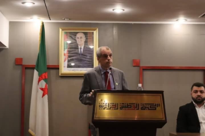 ندوة تاريخية بمناسبة يوم الطالب تسلّط الضوء على دور النخبة في صناعة المستقبل