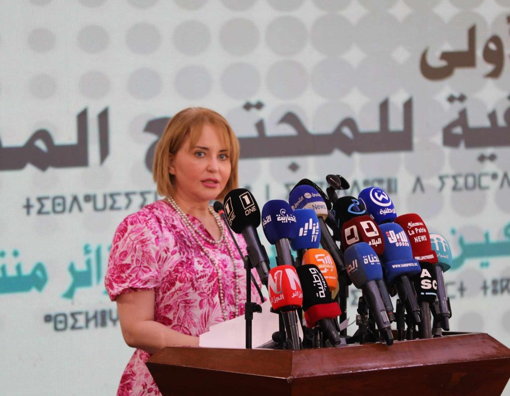 حملاوي تشرف على انطلاق فعاليات الجامعة الصيفية للمجتمع المدني