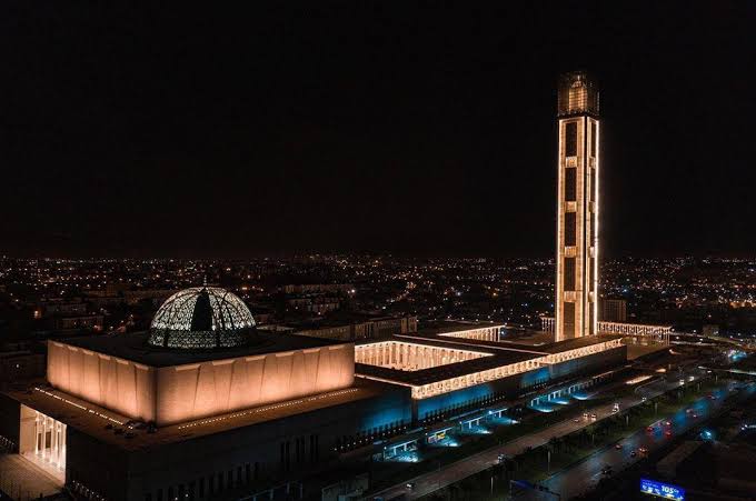 جامع الجزائر يطلق برنامجا علميا وثقافيا احتفاءً بالمولد النبوي الشريف