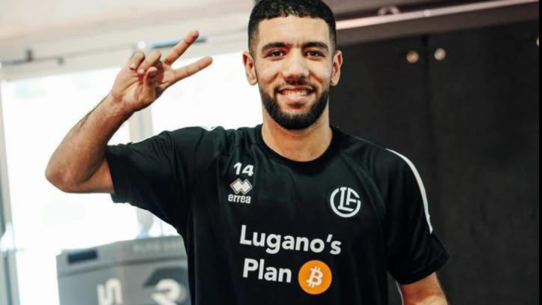 قندوسي يبدأ التحضيرات مع لوغانو السويسري بعد تعافيه من الإصابة
