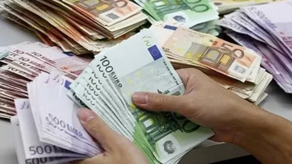 تفكيك شبكة لتبييض الأموال وحجز أكثر من 124 مليار سنتيم ومليون أورو